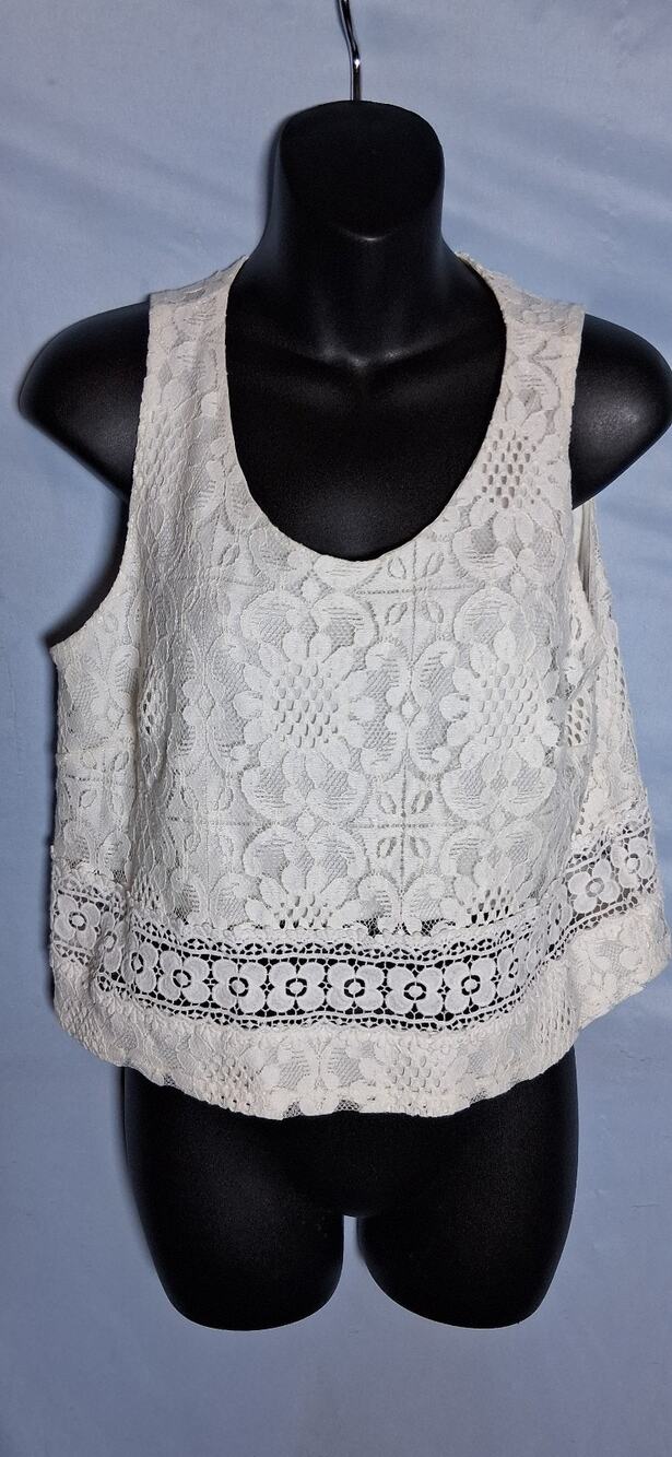 White Lace Cropped Tank Top Blouse
